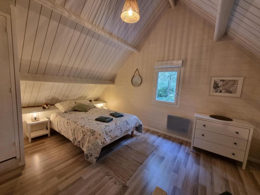 Les Chalets De Saumur, Piscine & Parc Boise, 100M Du Cadrenoir 外观 照片