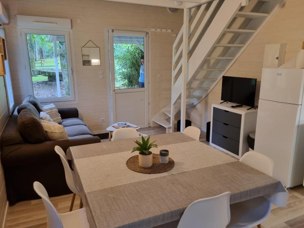 Les Chalets De Saumur, Piscine & Parc Boise, 100M Du Cadrenoir 客房 照片