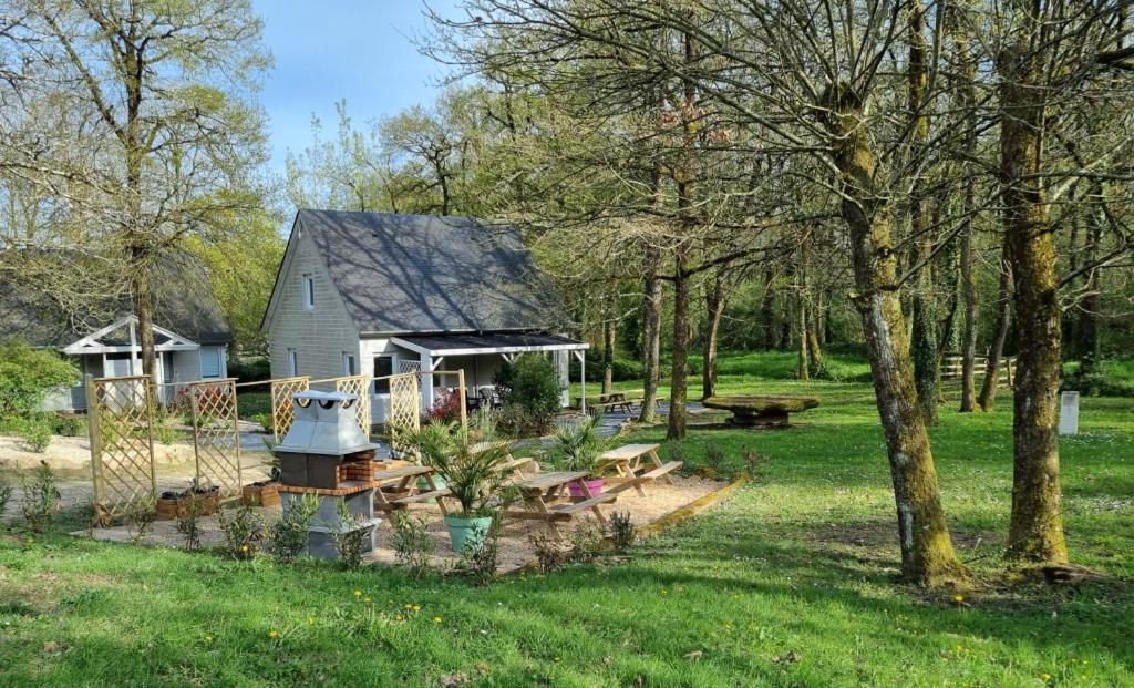 Les Chalets De Saumur, Piscine & Parc Boise, 100M Du Cadrenoir 外观 照片