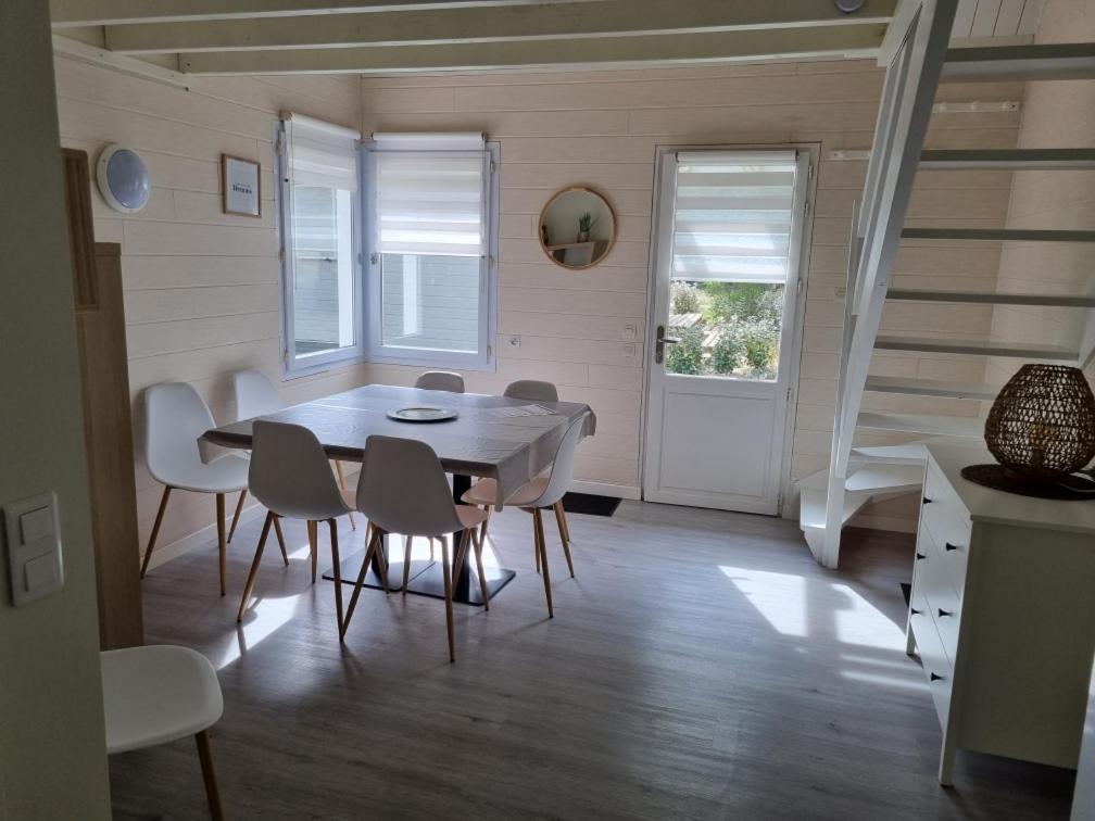 Les Chalets De Saumur, Piscine & Parc Boise, 100M Du Cadrenoir 外观 照片